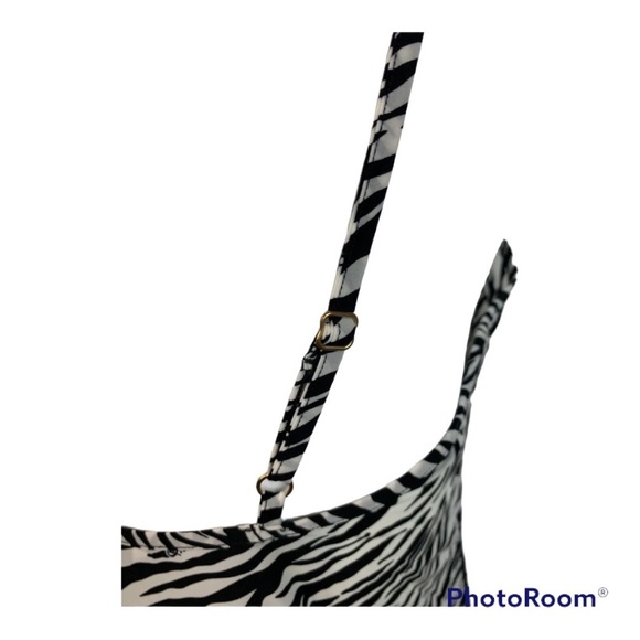 Victoria Secret V-Neck Animal Print Lace Lingerie - Picture 6 of 9